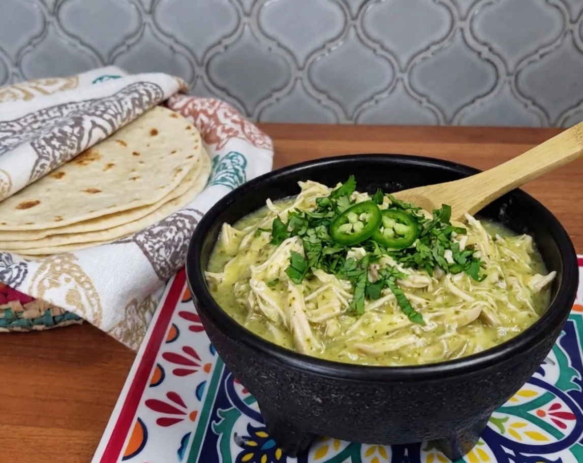 Slow Cooker Creamy Salsa Verde Chicken