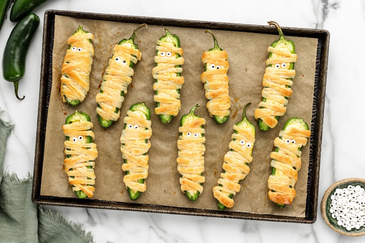Halloween Mummy Jalapeño Poppers