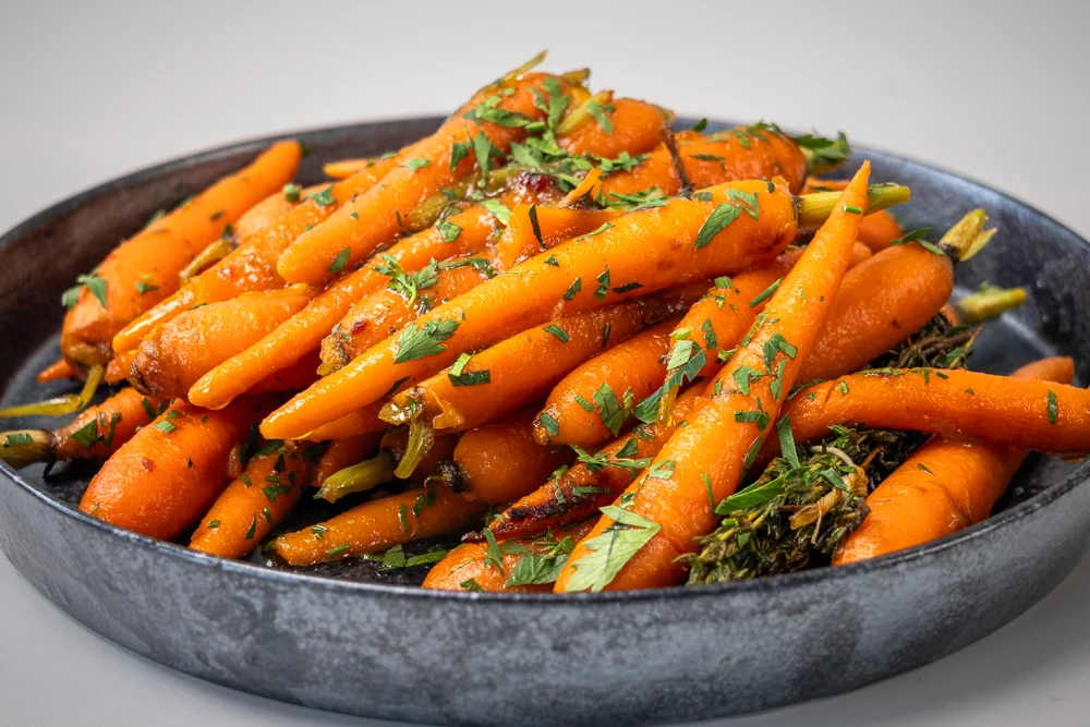 Honey Garlic Roasted Baby Carrots
