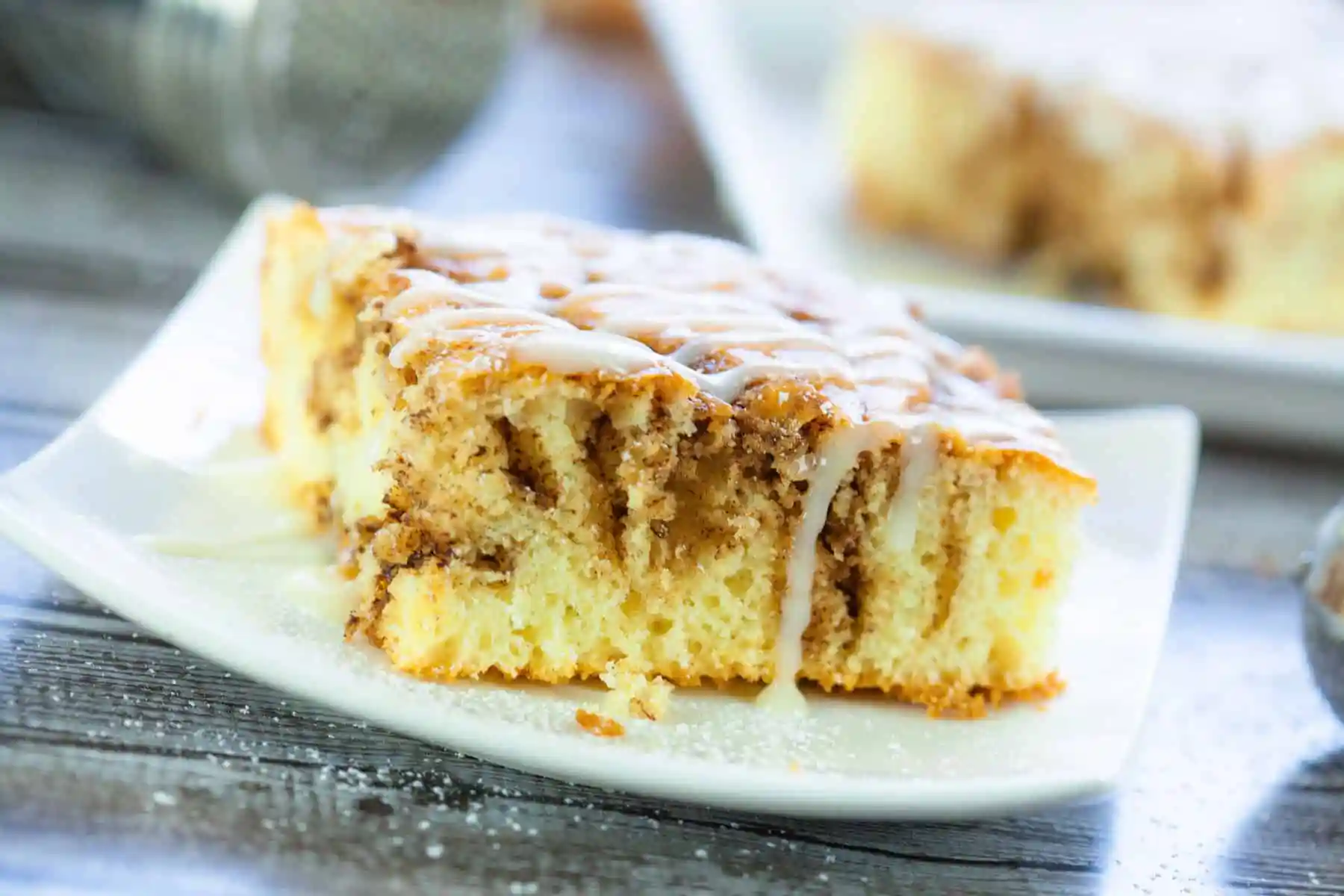Cinnamon Roll Cake