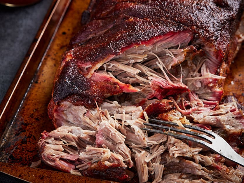 Smoked Pulled Pork (Beginner-Friendly)