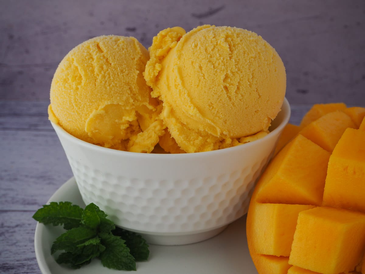 Creamy Mango Ice Cream